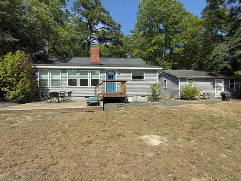 227 Colonial Beach Rd, Jarvisburg, NC 27947