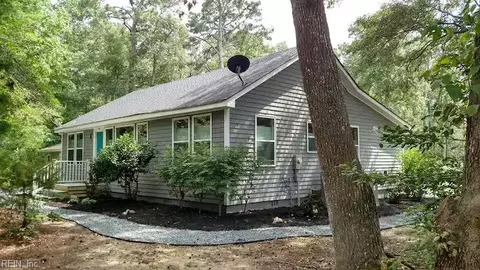227 Colonial Beach Rd, Jarvisburg, NC 27947