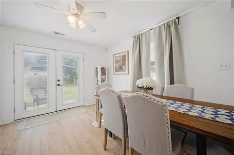 Dining - 439 Walnut St, Hampton, VA 23669 photo 2 of 2