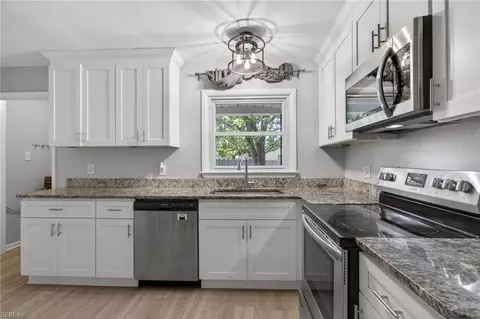 Kitchen - 657 Declaration Rd, Virginia Beach, VA 23462 photo 2 of 3