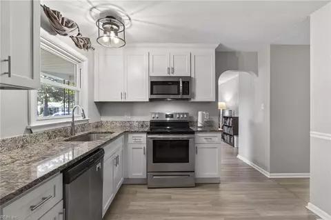Kitchen - 657 Declaration Rd, Virginia Beach, VA 23462 photo 3 of 3
