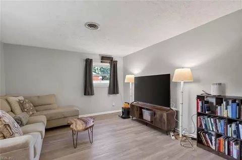 Living - 657 Declaration Rd, Virginia Beach, VA 23462 photo 2 of 3