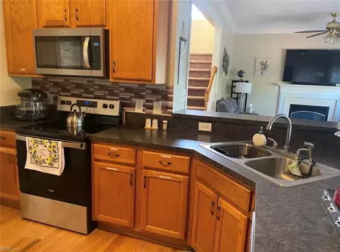 Kitchen - 16 Al St, Hampton, VA 23664 photo 2 of 2