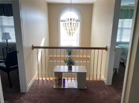 Entry Way - 16 Al St, Hampton, VA 23664 photo 3 of 4
