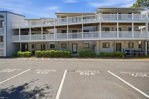 3200 Lynnhaven Dr #202, Virginia Beach, VA 23451
