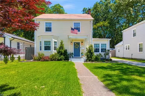 1421 Stewart St, Chesapeake, VA 23324