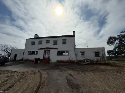 323 S Willard Ave, Hampton, VA 23663 photo 2