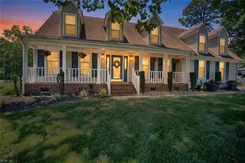 4737 Condor Dr, Chesapeake, VA 23321