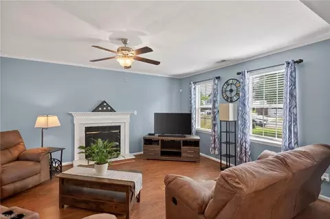 Living - 15 Tripp Ter, Hampton, VA 23666 photo 1 of 1