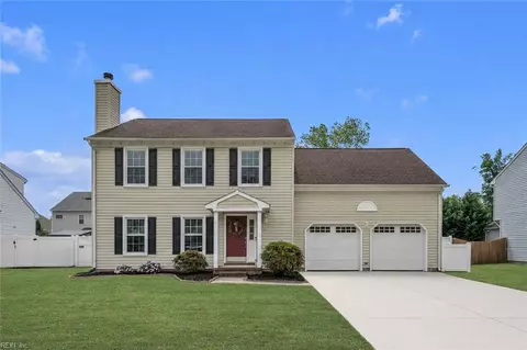 425 Fleming Cir, Chesapeake, VA 23323