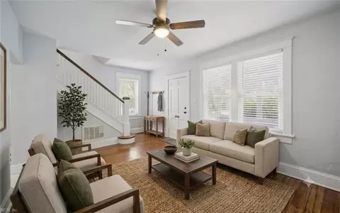 1417 Melrose Pw Pkwy, Norfolk, VA 23508