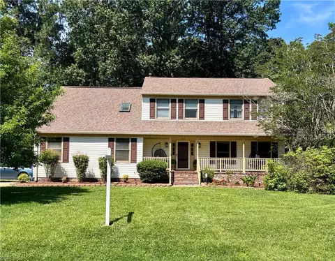 101 Cranwood Ct, Yorktown, VA 23693