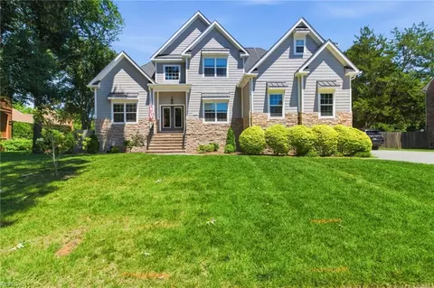 434 Peace Haven Dr, Norfolk, VA 23502