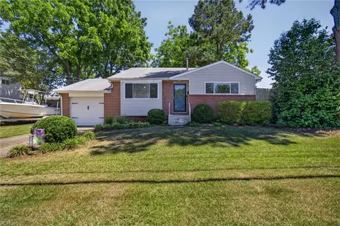 560 N Witchduck Rd, Virginia Beach, VA 23462
