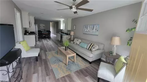 Entry Way - 651 Vaughan Ave, Hampton, VA 23661 photo 1 of 1
