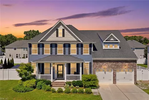 2209 Beeblossom Ln, Chesapeake, VA 23323