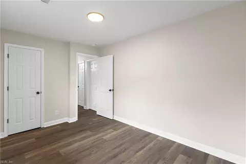 Bedroom - 726 Hemlock Ave, Hampton, VA 23661 photo 4 of 5