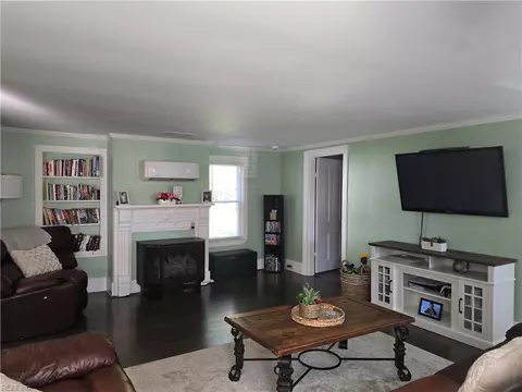 Living - 9305 Eclipse Dr, Suffolk, VA 23433 photo 1 of 3