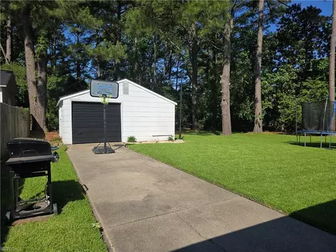 Exterior - 9305 Eclipse Dr, Suffolk, VA 23433 photo 3 of 15