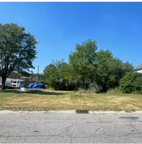 728 Kilby Ave, Suffolk, VA 23434