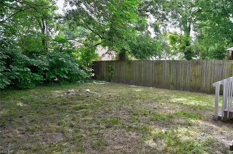 Exterior - 228 Libby St, Hampton, VA 23663 photo 5 of 5
