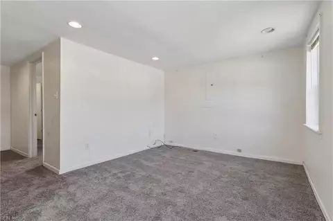 Living - 1007 Quash St, Hampton, VA 23669 photo 3 of 4