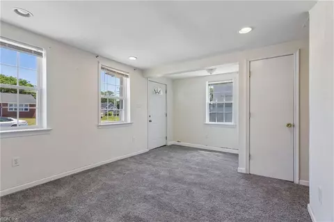 Living - 1007 Quash St, Hampton, VA 23669 photo 4 of 4