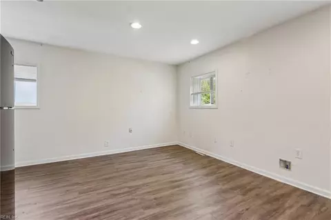 Living - 1007 Quash St, Hampton, VA 23669 photo 1 of 4