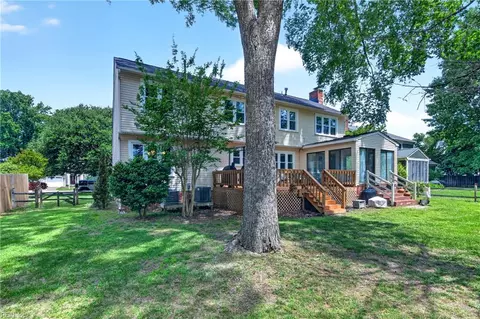 Exterior - 206 Admiral Ct, Hampton, VA 23669 photo 9 of 9
