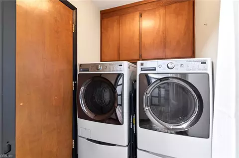 Other - 206 Admiral Ct, Hampton, VA 23669 photo 6 of 8