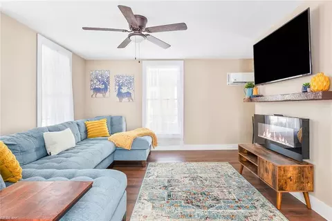 Living - 328 Main St, Smithfield, VA 23430 photo 1 of 1