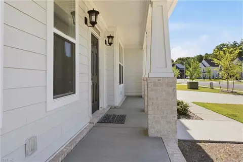 Exterior - 150 Hessian Loop, Chesapeake, VA 23322 photo 4 of 8