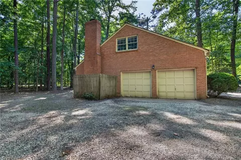 Exterior - 109 Peyton Rd, Williamsburg, VA 23185 photo 3 of 5