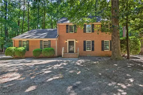 Exterior - 109 Peyton Rd, Williamsburg, VA 23185 photo 2 of 5