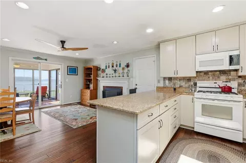Kitchen - 18 Eagle Point Rd, Hampton, VA 23669 photo 3 of 3