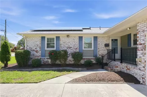 Other - 18 Eagle Point Rd, Hampton, VA 23669 photo 1 of 10