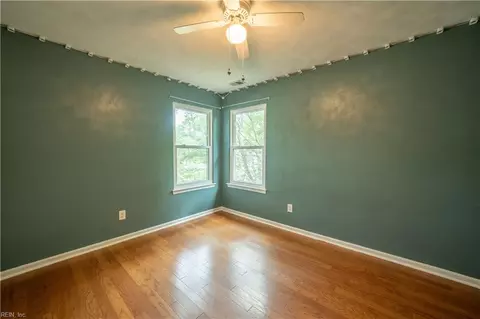 Bedroom - 4100 Scotfield Dr, Chesapeake, VA 23321 photo 6 of 9