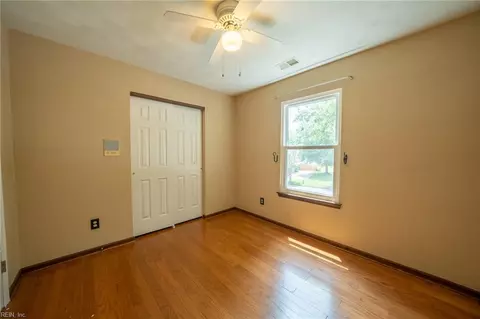 Bedroom - 4100 Scotfield Dr, Chesapeake, VA 23321 photo 4 of 9