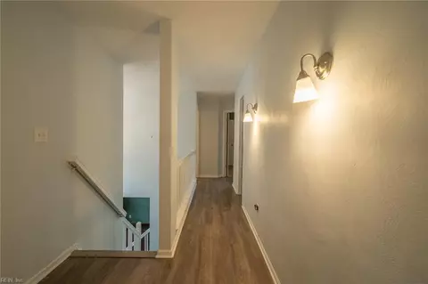 Entry Way - 4100 Scotfield Dr, Chesapeake, VA 23321 photo 4 of 4