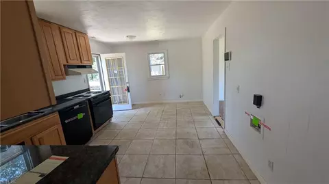 23 Laurel Dr, Hampton, VA 23669 photo 8