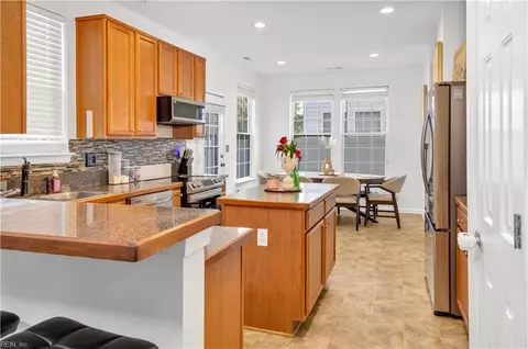 Kitchen - 4125 Taughtline Loop, Chesapeake, VA 23321 photo 1 of 3