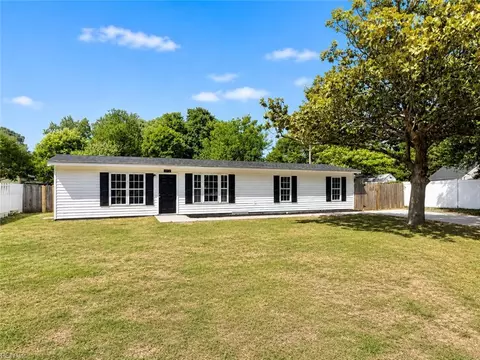 1012 Towanda Rd, Virginia Beach, VA 23464