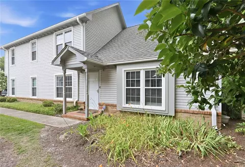 1317 Eagles Trace Path #E, Chesapeake, VA 23320
