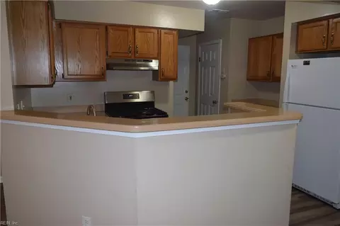 Kitchen - 75 Madison Chse Chase, Hampton, VA 23666 photo 1 of 5