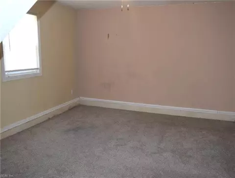 Bedroom - 75 Madison Chse Chase, Hampton, VA 23666 photo 1 of 4