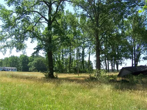 29387 Statesville Rd, Southampton County, VA 23874
