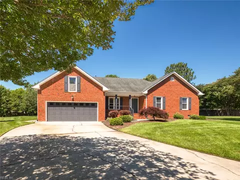601 Guisborne Ct, Chesapeake, VA 23320