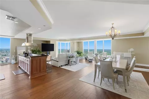 4545 Commerce St #2501, Virginia Beach, VA 23462