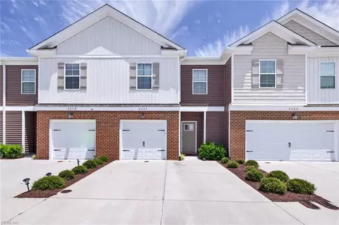 2421 Trafton Pl, Chesapeake, VA 23320