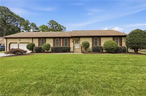 504 Bonsack Ct, Chesapeake, VA 23322
